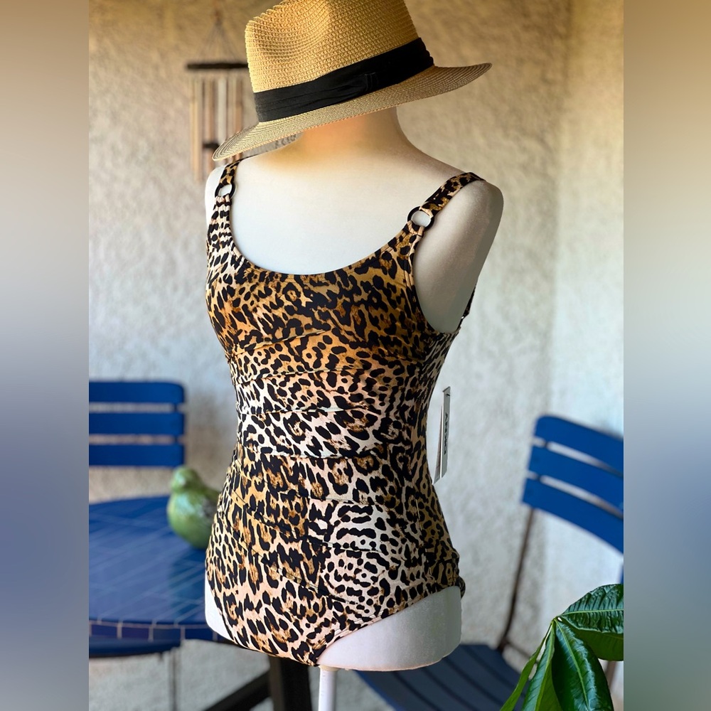 Gorgeous and slimming DKNY one piece. NWT. Size S